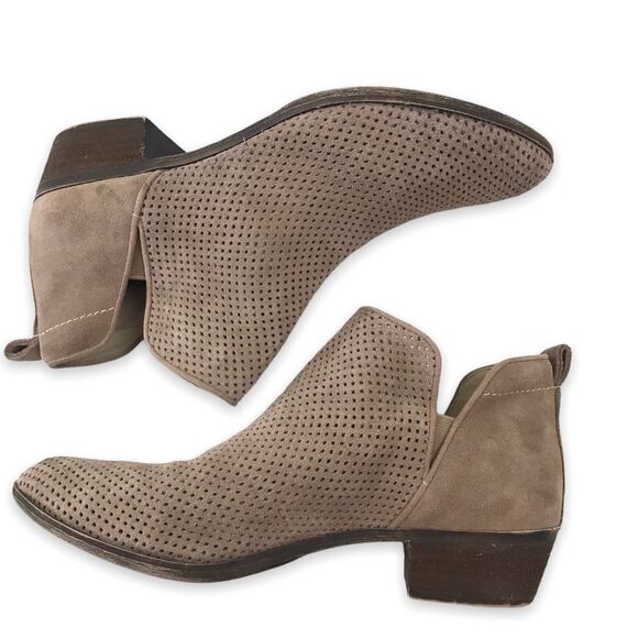 BP Women's 10 Perforated Ankle Booties Beige Tan Suede Leather Casual Everyday - Picture 1 of 8